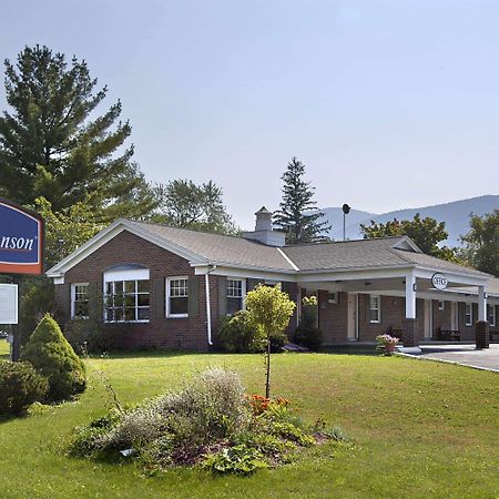 Howard Johnson By Wyndham Williamstown Extérieur photo